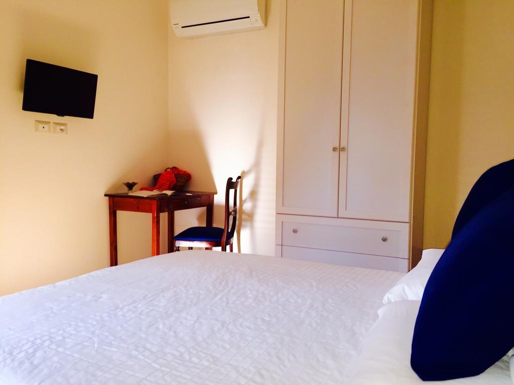 Solarium Achilles Apartment Giardini Naxos Ngoại thất bức ảnh